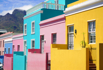 Distinctive bright houses in the bo-kaap district of Cape Town, South Africa - obrazy, fototapety, plakaty