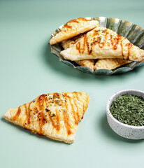 Tuna puff pastry or pie of puff pastry with spicy tuna.