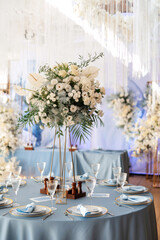 Banquet hall for weddings with decorative elements