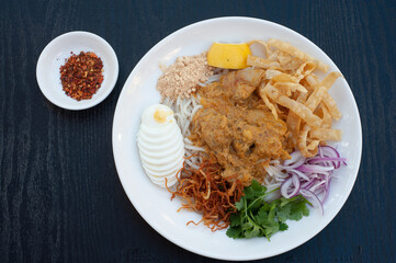Nan Gyi Thoke -  Burmese rice noodle