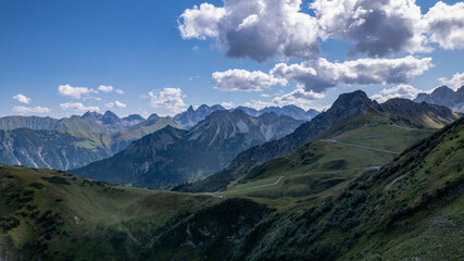 Landschaft im Kleinwalsertal -Österreich