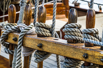 rig at a sailboat