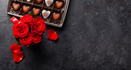 Rose flowers and heart candy