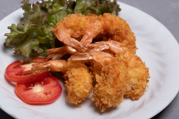 Fried shrimp tempura with sauce