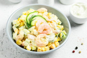 Keto garlic caesar shrimp salad. Copy space.