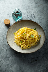 Pasta with cheese and black pepper
