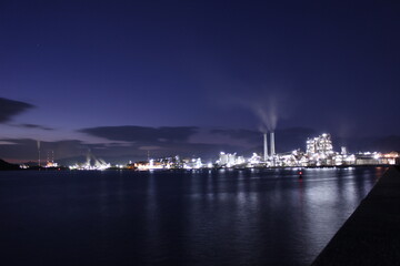 Fototapeta na wymiar 周南コンビナートの夜景！日本11大工場夜景都市の写真