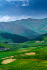Fototapeta premium Piano Grande di Castelluccio, mountain and rural landscape