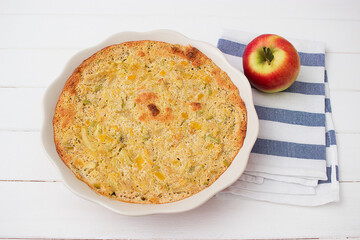 Pastel butternut squash apple pudding.