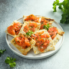 Smoked salmon tart with chives