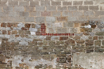 Old wall repararion wirh different materials