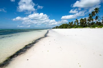 Papier Peint photo Plage de Nungwi, Tanzanie La plage de Matemwe, sur la côte nord-est de l& 39 île de Zanzibar, est parfaitement située en face des spectaculaires récifs de plongée et de plongée avec tuba du Mnemba.