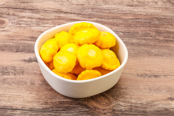 Marinated patissons in the bowl