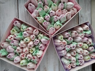 tulips, box	