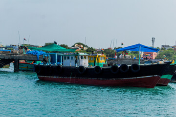 Fototapeta na wymiar Boats sailing in Bet dwarka 