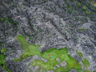 Balocci Stone Park is located in Balleanging, South Sulawesi, Indonesia. This area is an exokarst hilly area with a steep topography. Including the Tonasa formation which was 50-15 million years ago.
