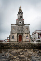 Fototapeta na wymiar iglesia católica en el pueblo mágico de Cuetzalan en Puebla México