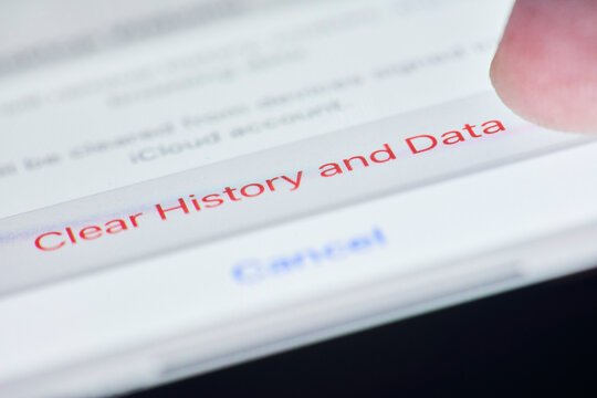 California, United States - 25 November 2021: Cleaning Safari internet browser history and cache data on iPhone. Safari remove history, cookies and other browsing data