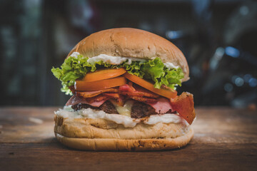 hamburger, lettuce, tomato, bacon, egg