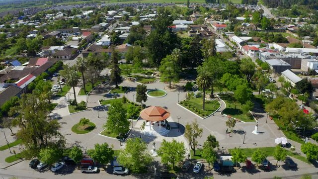 drone shot, plaza de san javier, talca, Chile. septima region zona rural