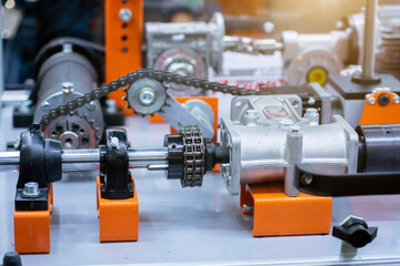 Drive roller chains for torque transmission