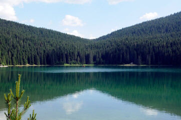 am Crno jezero