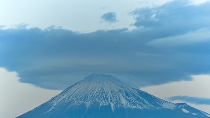 富士山と笠雲