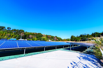 メガソーラー　太陽光発電　ソーラーパネル　【 カーボンゼロ イメージ 】