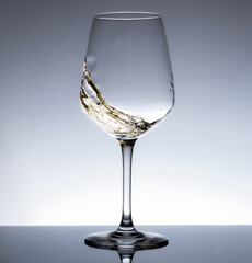 copa de vino blanco