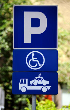 vehicle removal service in case of taking the disabled parking space sign
