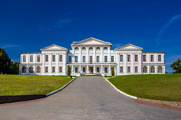 Fototapeta premium Dubrovitsy estate. Russia