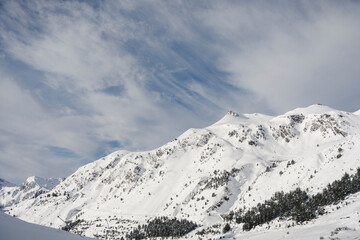 Estaci&oacute;n de esqu&iacute; de Candanch&uacute; ( Pirineos)