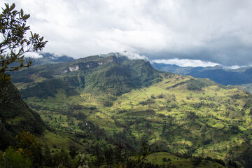 Naklejka premium landscape with clouds