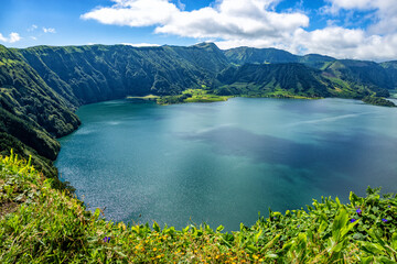 Lagoa Azul, Sete Cidades, São Miguel Island, Azores, Açores, Portugal, Europe.