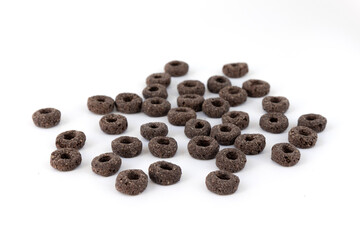 Naklejka premium heap cereal rings isolated on white background