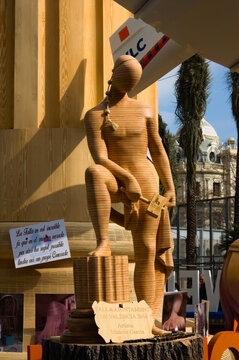 Ninot in the shape of a craftsman in the Plaza del Ayuntamiento in Valencia (Spain) in 2016