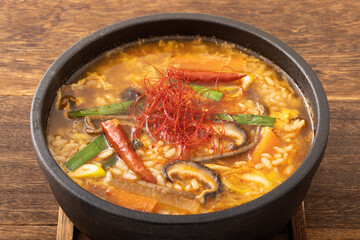 ユッケジャンクッパ