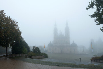 Fulda Dom im Nebel, Hessen, Deutschland