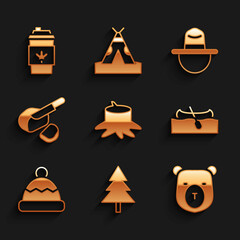 Set Tree stump, Christmas tree, Bear head, Kayak or canoe, Beanie hat, Peameal bacon, Canadian ranger and Coffee cup to go icon. Vector