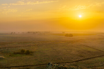 Obraz premium Sunset view of the Golan Height landscape