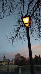 Por do sol nos jardins do Retiro, Madri, Espanha 