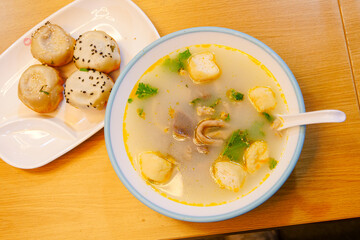 Nanjing duck blood and vermicelli soup