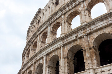 Fototapeta premium views and details of the colosseum monument in rome in Italy