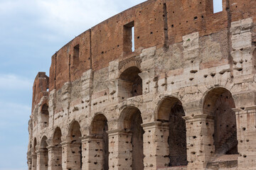Obraz premium views and details of the colosseum monument in rome in Italy