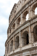Fototapeta premium views and details of the colosseum monument in rome in Italy