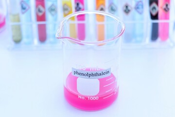 phenolphthalein  use in laboratory