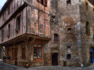 Fototapeta na wymiar Ancient house in the medieval village of lagrarasse.