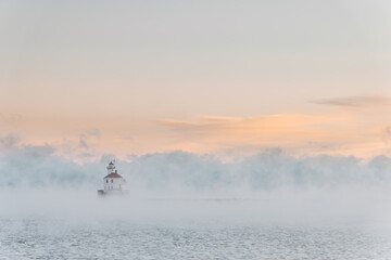 Wisconsin Point Lighthouse Wisconsin Superior Lighthouse Seasmoke Fog Cold Winter