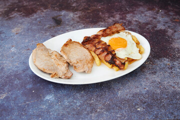 a mediterranean food healthy composed design delivery just eats uber deliveroo cordoba flamenco	
