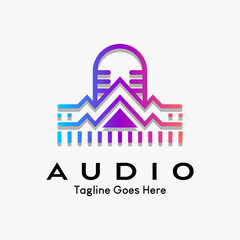 microphone and audio wave icon. electronic music logo template, equalizer, shop, DJ music, nightclub, disco. audio wave logo concept, multimedia technology themed